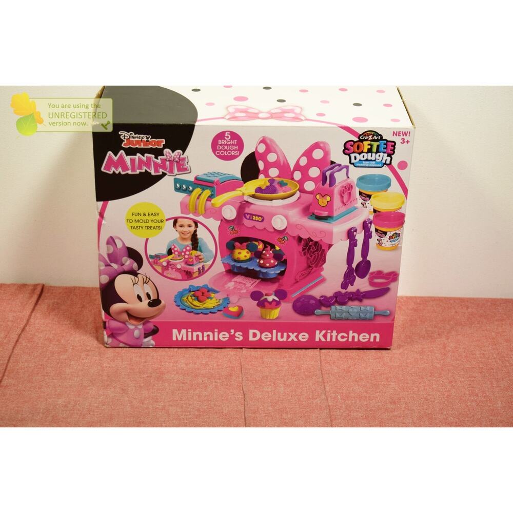 Disney Minnie Mold and Play Kitchen Set-